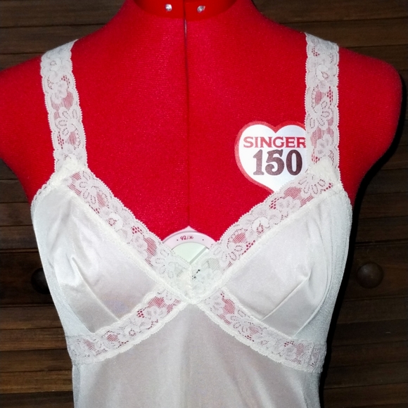 Full Slip - Picture 3 of 6